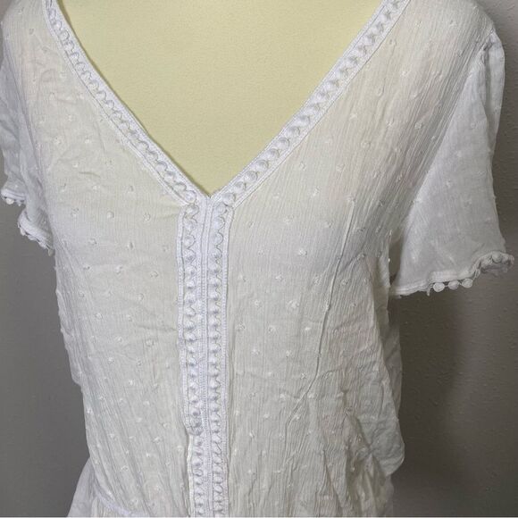 NWT Adrienne Vittadini Semi Sheer White Flutter Sleeve Peasant Top Womens Size M - Picture 2 of 14